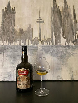 Photo of the rum Jamaica (Exclusively chosen by Bar Lamp & D. Bespoke) taken from user Adrian Wahl