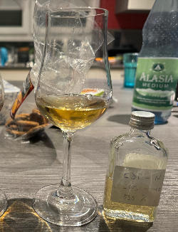 Photo of the rum Jamaica (Exclusively chosen by Bar Lamp & D. Bespoke) taken from user F.L.O.