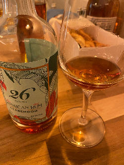 Photo of the rum Fine Old Jamaican Rum (Aficionados) EMB taken from user Mirco