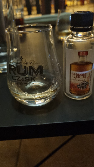 Photo of the rum Tasty Overproof taken from user Martin Švojgr