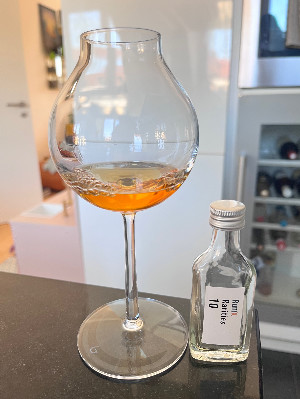 Photo of the rum MG Rhum Vieux Agricole taken from user Serge