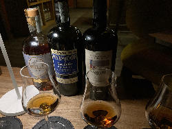 Photo of the rum Extra Vieux Small Batch taken from user Giorgio Garotti