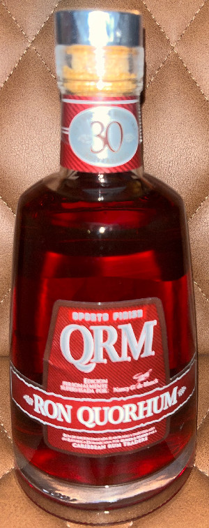 Photo of the rum Ron Quorhum 30 Aniversario Oporto Finish taken from user BTHHo 🥃