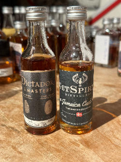 Photo of the rum Dictador 2 Masters (Parra & Laudet) taken from user Johannes