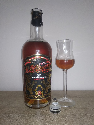 Photo of the rum Millonario 10 Anniversario Reserva taken from user Blaidor