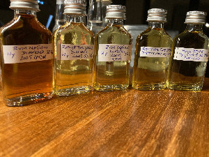 Photo of the rum Small Batch Rare Rums taken from user Johannes