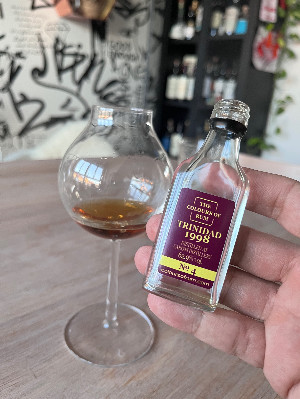 Photo of the rum Trinidad No. 4 taken from user Serge