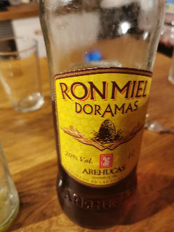 Photo of the rum Ron Miel Doramas taken from user Rumpalumpa