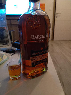 Photo of the rum Ron Barceló Gran Añejo taken from user Tom Leenders