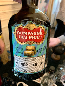 Photo of the rum Ecuador (Premium Spirits) taken from user jamdram