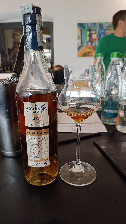 Photo of the rum Lontan Grand Arôme taken from user Righrum