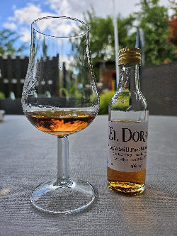 Photo of the rum El Dorado Single Still Port Mourant taken from user zabo