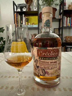 Photo of the rum Rivière des Créoles Rum taken from user Maxime Checler 🇫🇷
