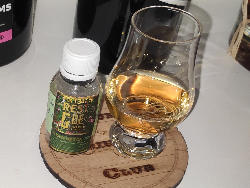 Photo of the rum MICRO BATCH #1 Jamaican Rum Antipodes taken from user Martin Ekrt