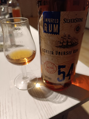 Photo of the rum Silverstone Echter Übersee Rum 54 taken from user Michael Ihmels 🇩🇪