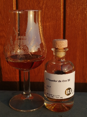 Photo of the rum El Pasador Ron - 52 - Rum taken from user Gunnar Böhme "Bauerngaumen" 🤓