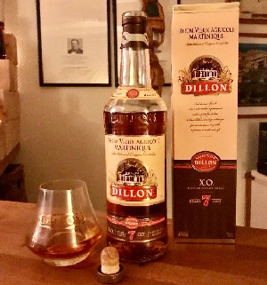 Photo of the rum Dillon Rhum Vieux Agricole taken from user Stefan Persson