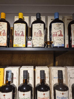 Photo of the rum  taken from user Aussierumfan