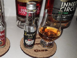 Photo of the rum Kaniché Double Wood XO taken from user Martin Ekrt