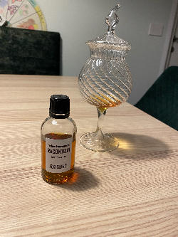 Photo of the rum Raconteur taken from user Galli33
