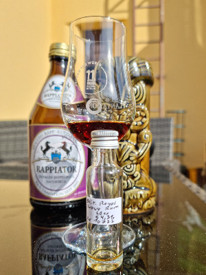 Photo of the rum Original Royal Navy Rum taken from user SaibotZtar 