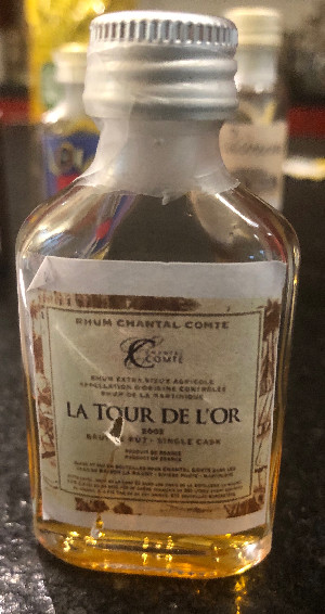 Photo of the rum La Tour De L‘Or taken from user cigares 