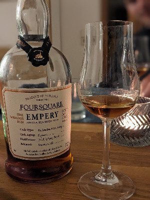Photo of the rum Exceptional Cask Selection IX Empery taken from user crazyforgoodbooze