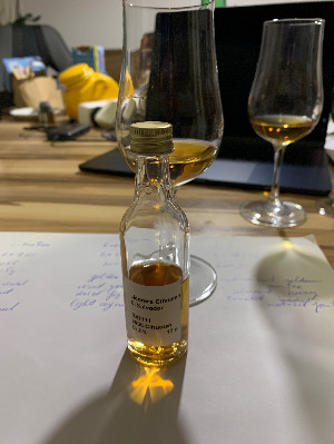 Photo of the rum Single Barrel (Switzerland) taken from user StrongChoice