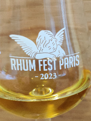Photo of the rum Anniversary Cuvée <>H taken from user Vincent D