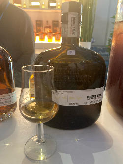 Photo of the rum Single Estate Series Release 23 | 01 | Bn_Qa taken from user HenryL