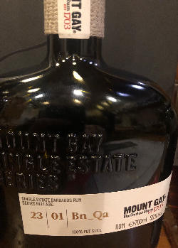 Photo of the rum Single Estate Series Release 23 | 01 | Bn_Qa taken from user cigares 