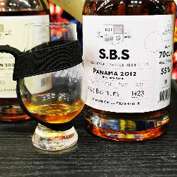 Photo of the rum S.B.S Panama taken from user Kevin Sorensen 🇩🇰
