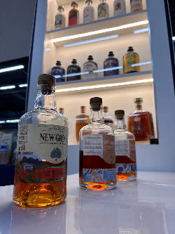 Photo of the rum New Grove Savoir-Faire Rozelieures (Whisky cask finish) taken from user TheJackDrop