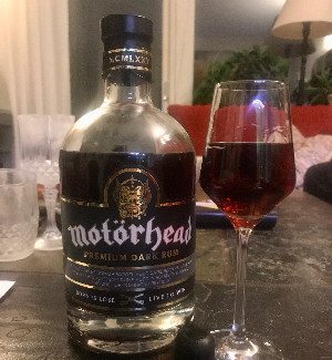 Photo of the rum Motörhead Premium Dark Rum taken from user Stefan Persson