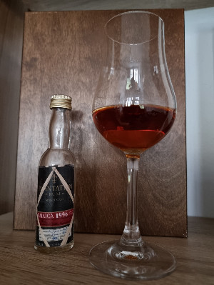 Photo of the rum Plantation Jamaica Finish Rye Whiskey ITP - HJC taken from user SaibotZtar 