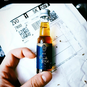 Photo of the rum Villa Rica Single Barrel Rum taken from user The little dRUMmer boy AkA rum_sk