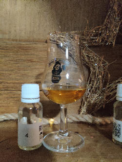 Photo of the rum Distiller's Drawer #97 Pot Stilled New England Rum 'Spirito di Contemplazione' taken from user Vincent D