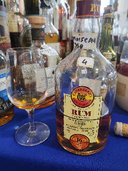 Photo of the rum GMBV taken from user zabo