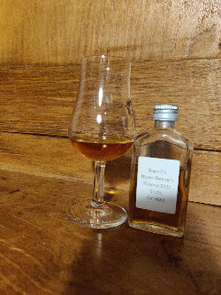 Photo of the rum Black Tot Rum Master Blender’s Reserve 2023 taken from user Vincent D