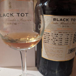 Photo of the rum Black Tot Rum Master Blender’s Reserve 2023 taken from user Christian Rudt