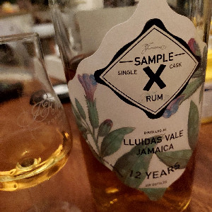 Photo of the rum Sample X Lluidas Vale taken from user Rowald Sweet Empire