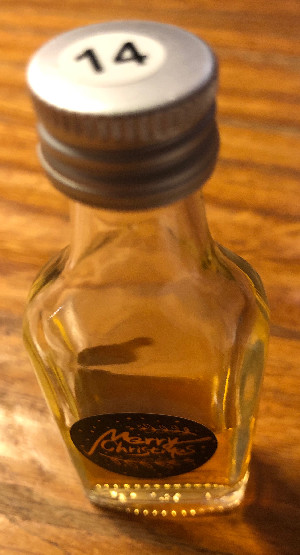Photo of the rum Heavy Traditional Rum taken from user cigares 