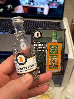 Photo of the rum Franky‘s Pineapple taken from user Filip Šikula