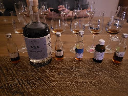 Photo of the rum Versailles 2006 taken from user zabo