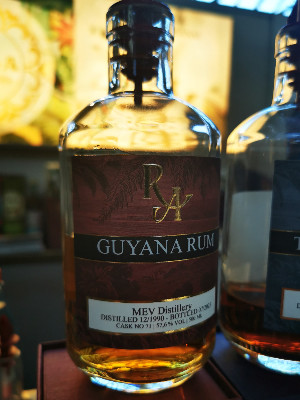 Photo of the rum Rum Artesanal Guyana Rum MEV taken from user Kevin Sorensen 🇩🇰