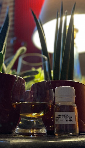 Photo of the rum Wonders of the World Rhum Vieux Agricole taken from user Rare Akuma