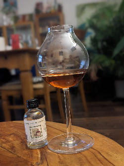 Photo of the rum Rare Cask VRW taken from user crazyforgoodbooze