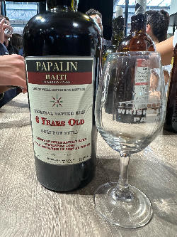 Photo of the rum Papalin Haiti taken from user Oliver