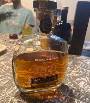 Photo of the rum Rhum Vieux 1821 taken from user Steevy Montout