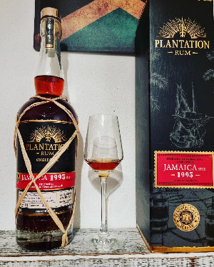 Photo of the rum Plantation Finished in 10 Générations cask STC❤️E taken from user SaibotZtar 
